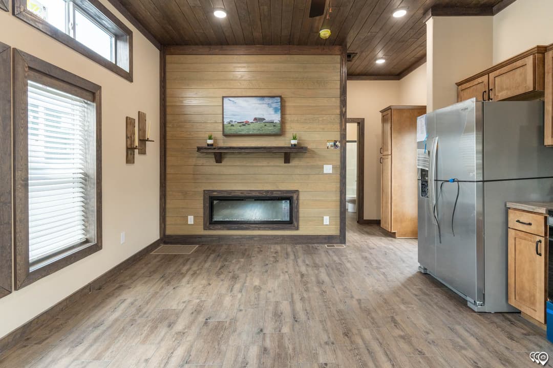 Cozy cabin 1 interior home features