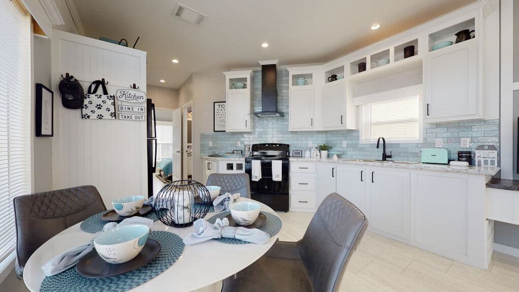 Lake charles one | 13361b | hud interior and kitchen home features