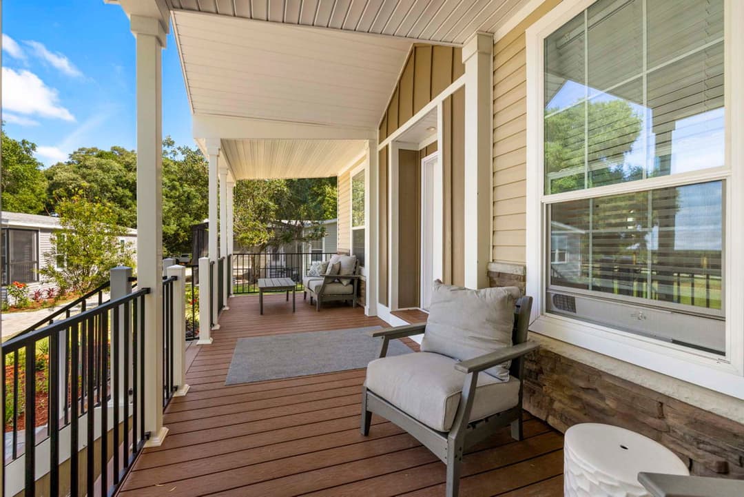 Silver springs 5355 exterior home features