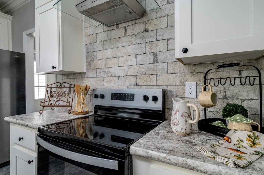 Annabelle kitchen home features