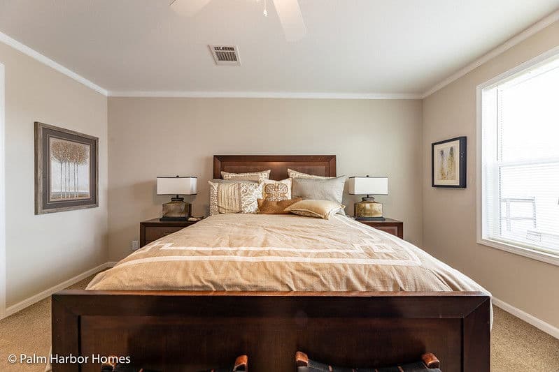 St. martin ii 30523b bedroom home features