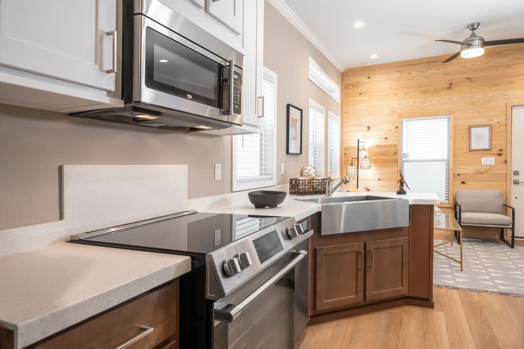 Wedge hk13382s kitchen home features