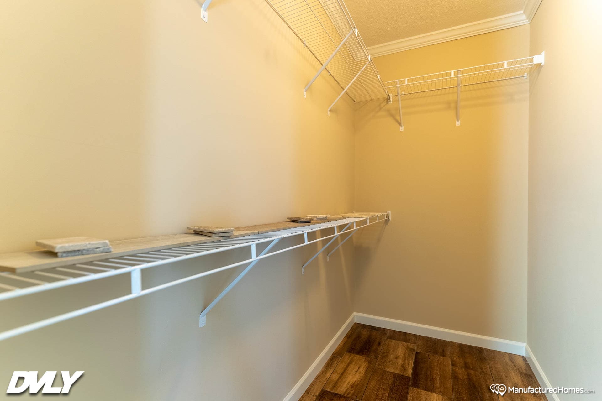 The lodge 4 interior home features